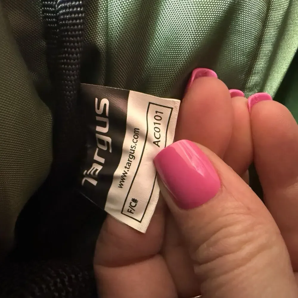 Targus Brand! 17